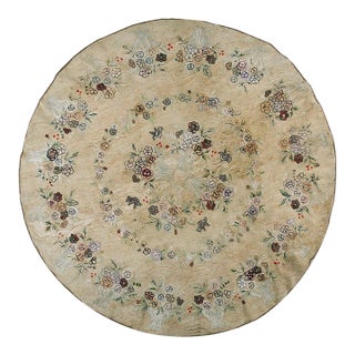 1920s Tan Ecru Floral Folk Art Antique American Hooked Rug 9' X 9' Handknotted Cotton Carpet For Sale