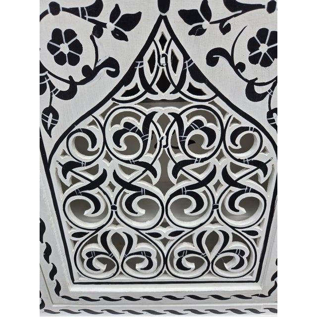 2020s Hand Painted Mediterranean Medicine Cabinet / Wall Shelf / White and Black Zouak For Sale - Image 5 of 7
