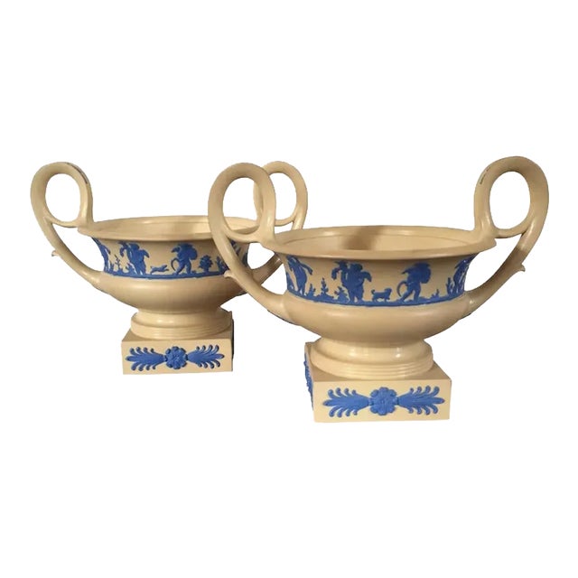 Early 19th Century English Regency Wedgwood Vase Urns of Greek Kantharos - A Pair For Sale