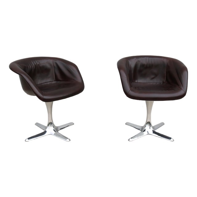 1960 Mid-Century Modern Burke Division Brown Leather Swivel Bucket Chairs, a Pair For Sale