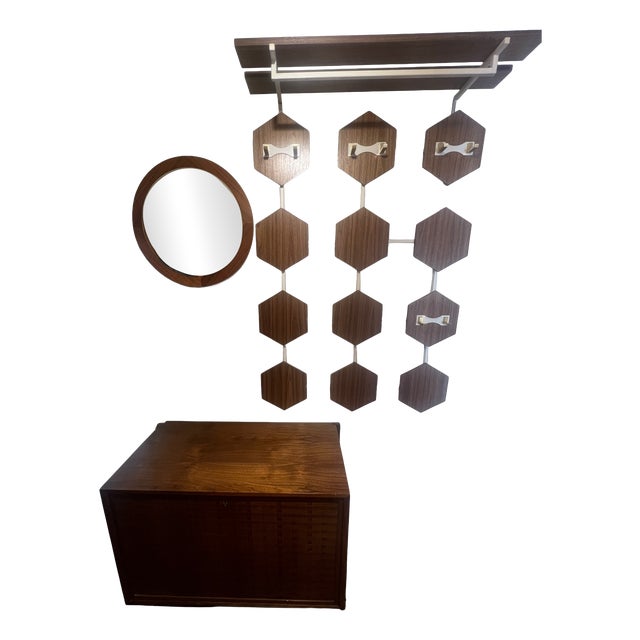 Architectural Danish Modern Entryway Ensemble attributed to Poul Cadovius for Cado, Denmark, 1965, Set of 3 For Sale