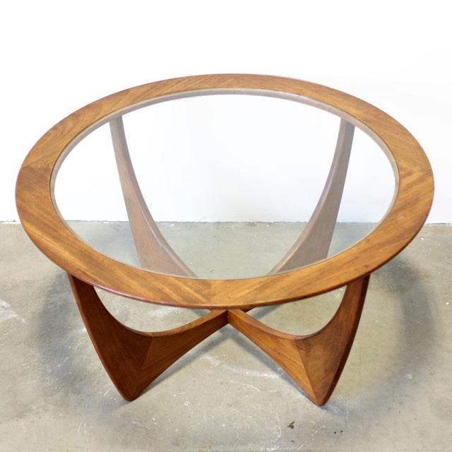 1960s 1960s Attributed to Victor B. Wilkins for G-Plan “Fresco” (aka “Astro”) Round Teak Coffee Table For Sale - Image 5 of 6