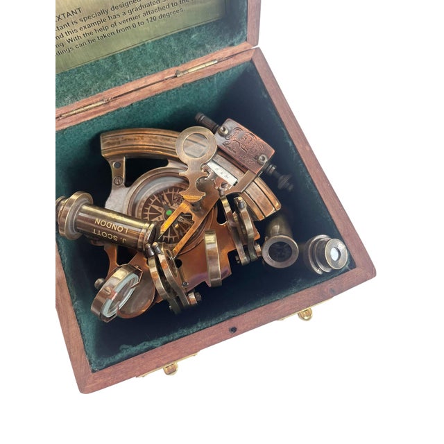 19th Century 19th Century English Brass Sextant With Original Box For Sale - Image 5 of 7