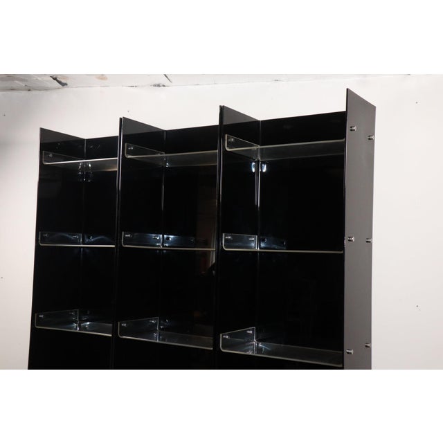 Mid-Century Modern Vintage Space Age Bookcase in Black and Clear Acrylic Glass, 1970s For Sale - Image 3 of 18