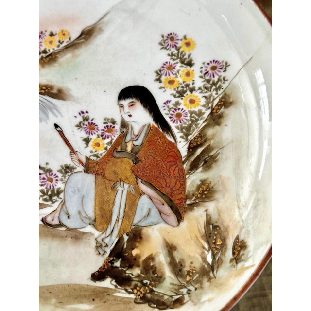 Mid 19th Century Pair Antique Japanese Early Meiji Porcelain Figural Bowls For Sale - Image 5 of 12
