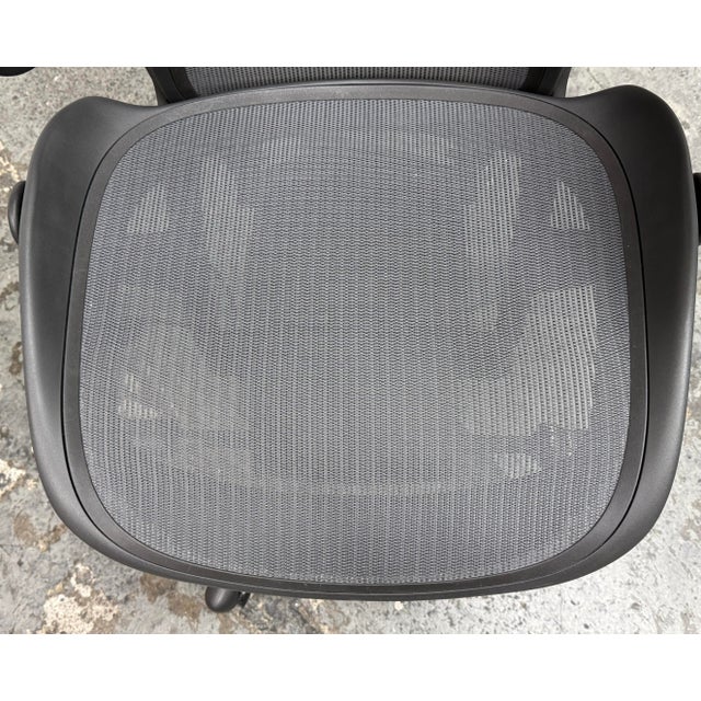Gray Herman Miller Aeron Office Chair, Size B For Sale - Image 8 of 12