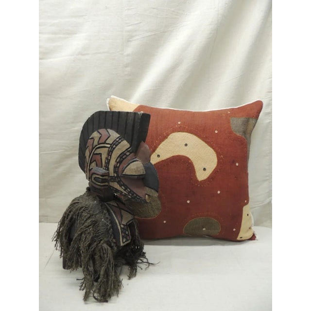 Antique Applique Raffia Brown and Rust Kuba Decorative Pillows Matisse Style For Sale In Tampa - Image 6 of 10