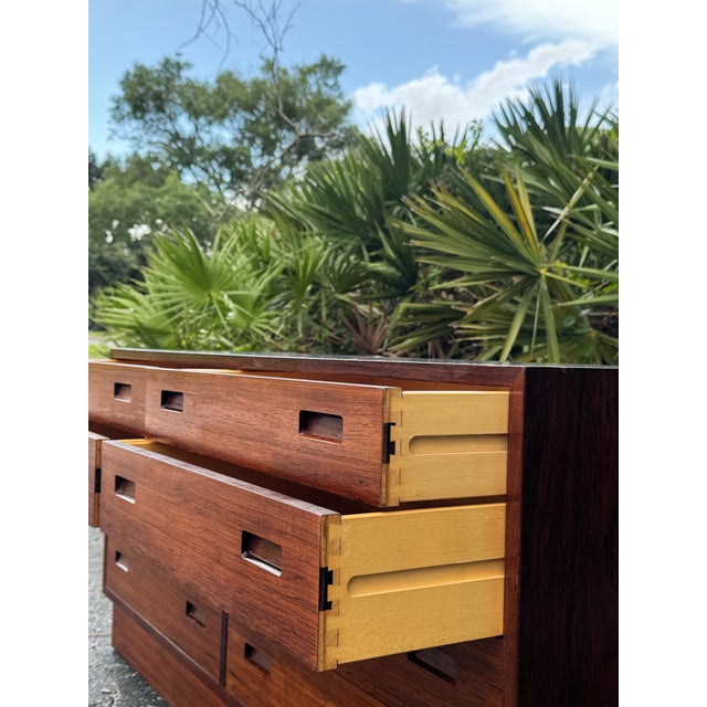 Wood Vintage Danish Modern Poul Hundevad Rosewood Dresser Credenza Scandinavian Mid-Century Sideboard For Sale - Image 7 of 8