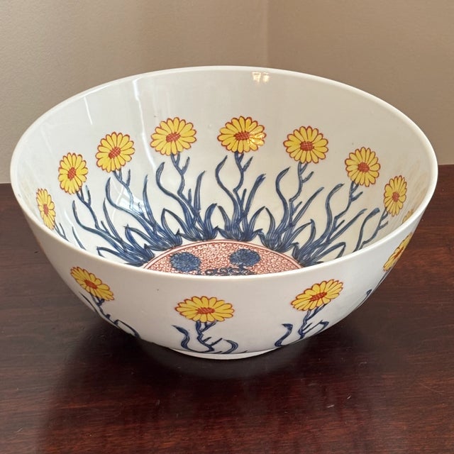 Mid-20th Century Japanese Import Porcelain Centerpiece Bowl For Sale - Image 9 of 18
