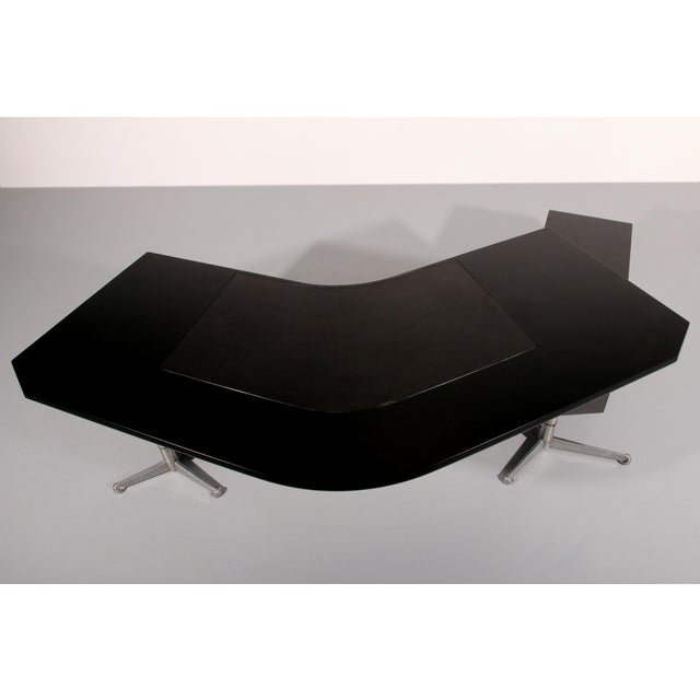 T96 Executive Corner Desk in Black Lacquered Wood by Osvaldo Borsani for Tecno, 1950s For Sale - Image 12 of 18