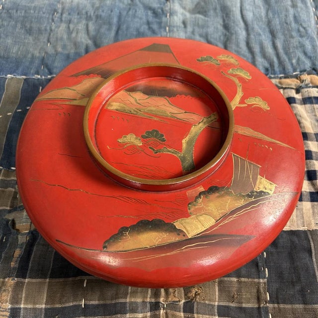 Wooden Maki-E Lacquerware Bowl with Lid, 1890s For Sale - Image 10 of 16