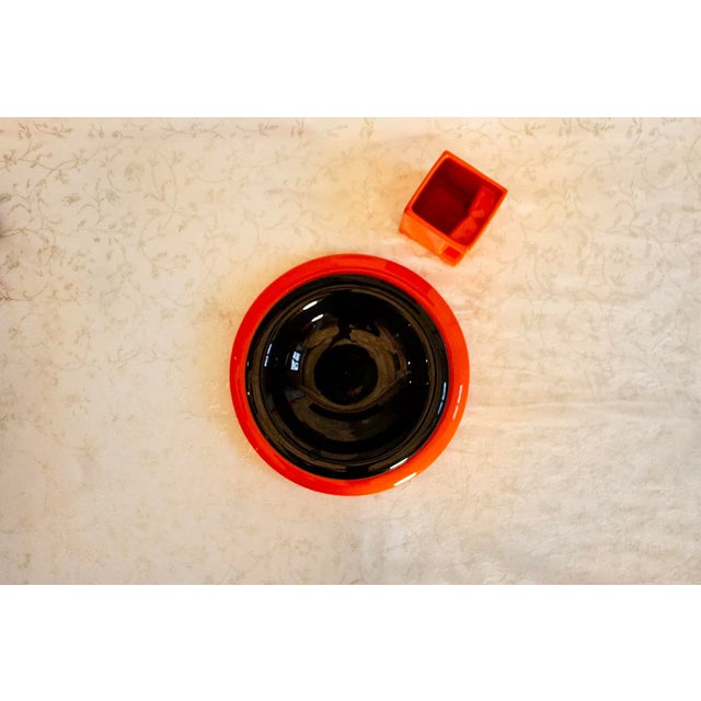 Space Age Plates, Glasses and Carafe for 6, 1970s, Set of 25 For Sale - Image 4 of 7