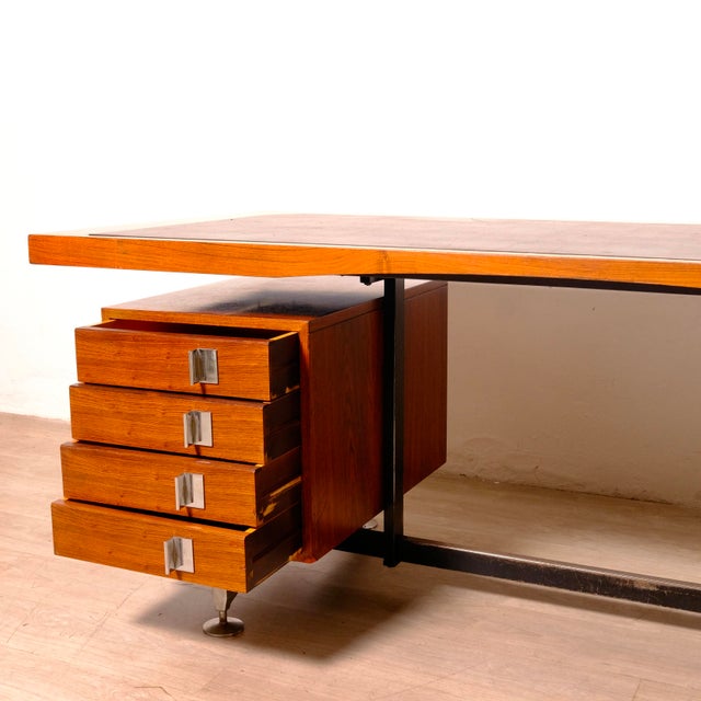 Wood Executive Desk in Rosewood, Italy, 1950s-1960s For Sale - Image 7 of 18
