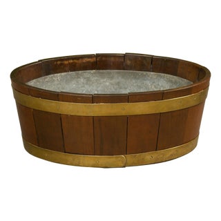 English 1870s Oval Oak Planter or Wine Cooler with Brass Braces and Liner For Sale
