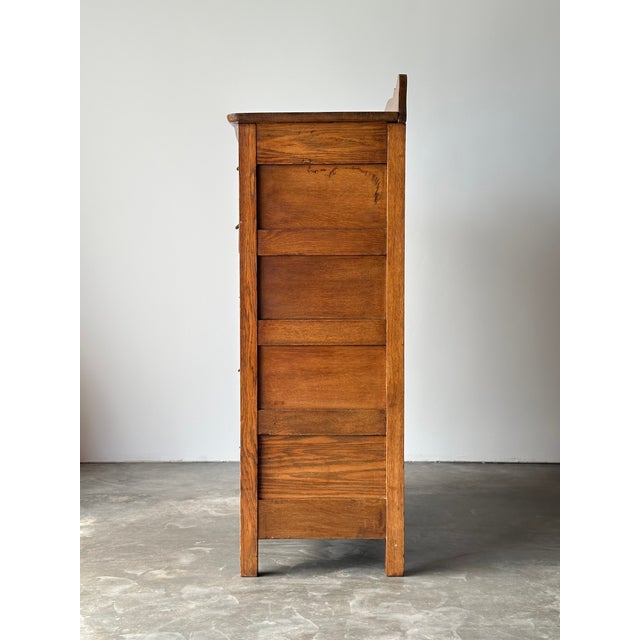 Antique Scalloped Quarter Sawn Golden Oak Chest of Drawers For Sale - Image 10 of 13