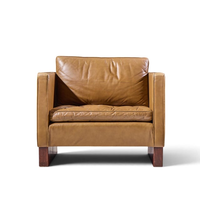 Mies Van Der Rohe for Knoll Mid Century Walnut and Leather Lounge Chair This chair measures: 34.25 wide x 32 deep x 30...