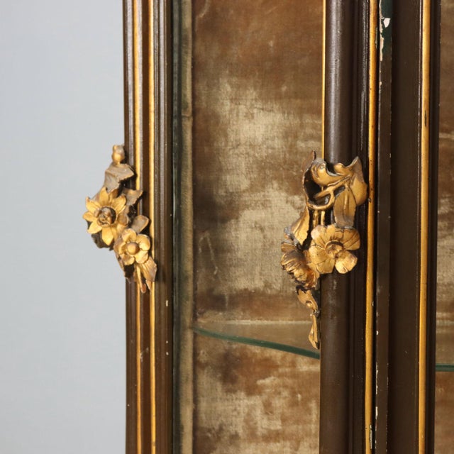 Italian Baroque Showcase in Carved Wood For Sale - Image 9 of 13