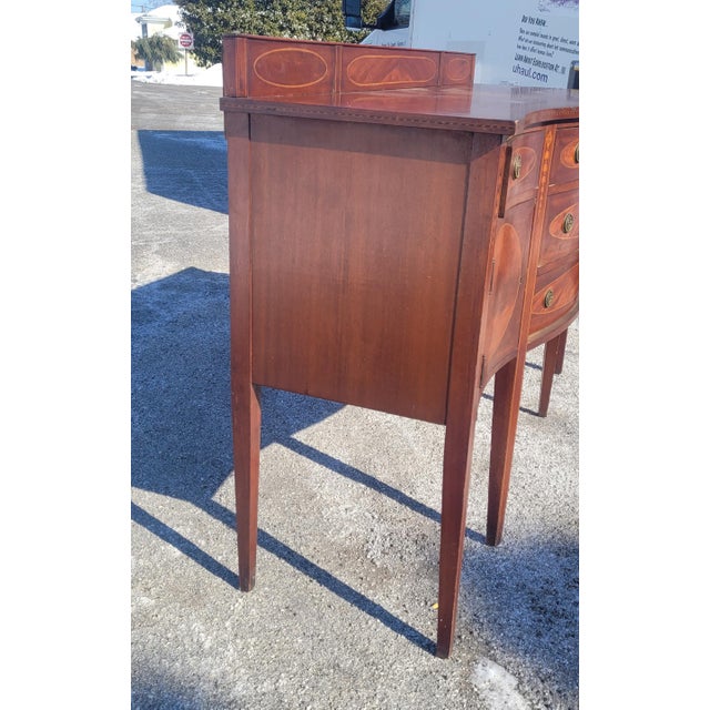 Fine Antique Inlaid Federal Style Sideboard For Sale - Image 11 of 15