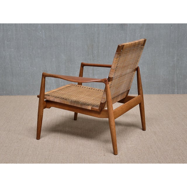 SW 96 Armchair in Teak, Oak and Cane by Finn Juhl for Søren Willadsen Møbelfabrik, Denmark, 1956 For Sale - Image 6 of 17