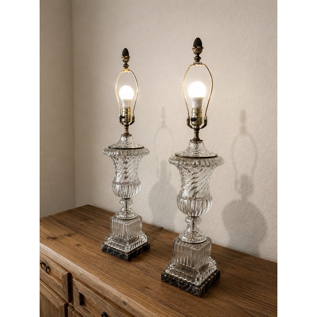 Paul Hanson Pair of Vintage Paul Hanson Crystal Table Lamps With Marble Bases For Sale - Image 4 of 5