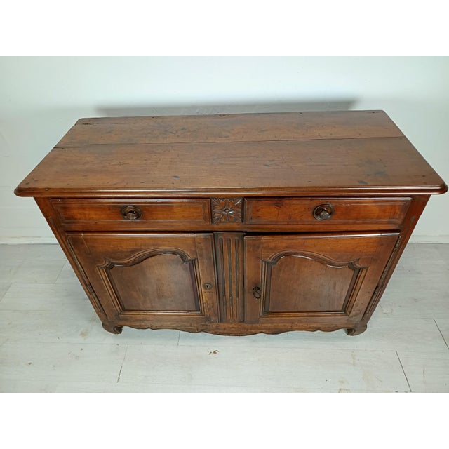 Louis XV Walnut Sideboard For Sale - Image 5 of 18