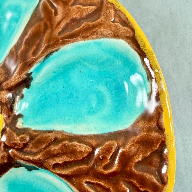 English Antique S. Fielding Majolica Oyster Plate, Turquoise & Brown, 1878 For Sale - Image 3 of 10