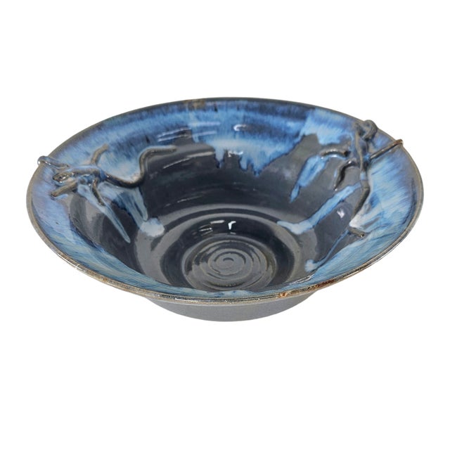 Southwestern Studio Art Pottery Bowl With Sculptural Lizard Relief 12.25" For Sale - Image 4 of 14