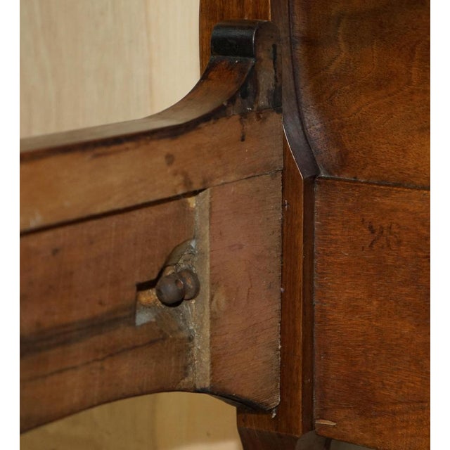 Set of French Louis XV Napoleon III Ornately Carved Bed Frames in Walnut, 1880 For Sale - Image 13 of 18