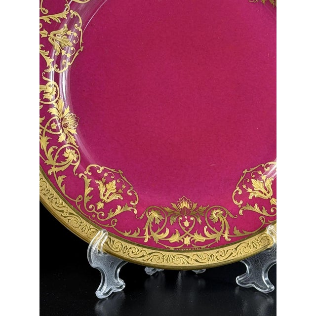 French Crimson & Gilt Porcelain Cabinet Plates from WG Co Limoges, 1890s, Set of 2 For Sale - Image 6 of 17