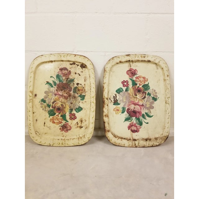 1940s 1940s Pair of Shabby Chic Tole Trays For Sale - Image 5 of 5