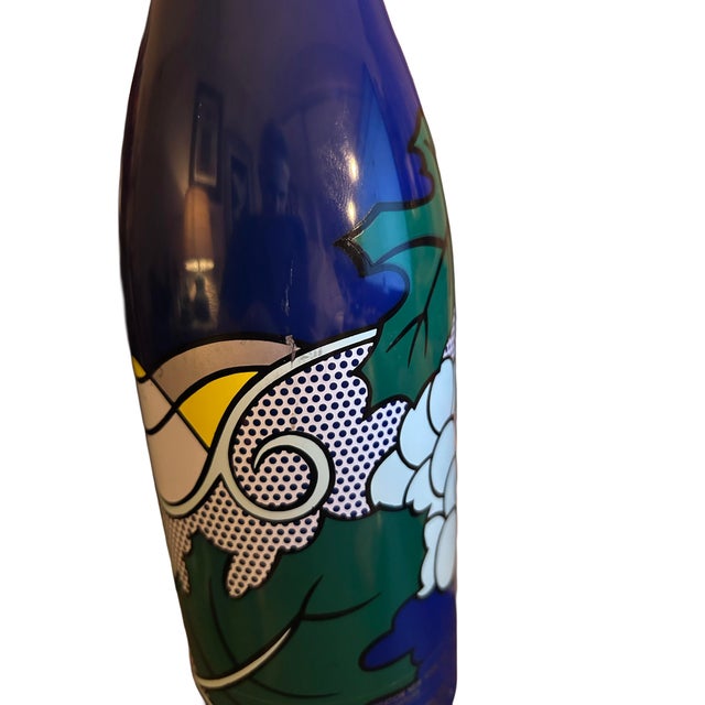 Vintage 1985 Taittenger Collection Featuring a Pop-Art Screenprint Designed by American Artist Roy Lichtenstein For Sale - Image 9 of 9