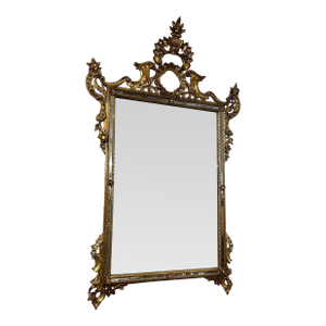 Antique Rococò Style Hand Carved Gilt Wood Wall Mirror.