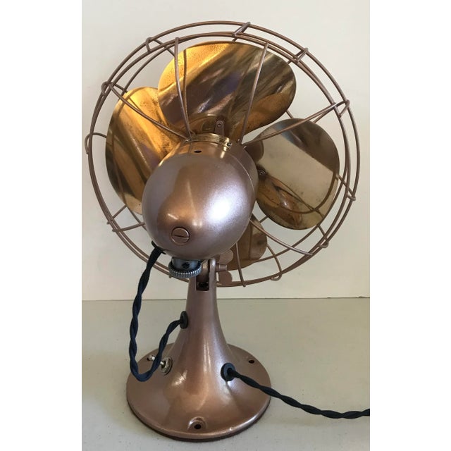 Emerson 1949 Emerson Golden Jubilee Rose Gold Oscillating Electric Fan For Sale - Image 4 of 9