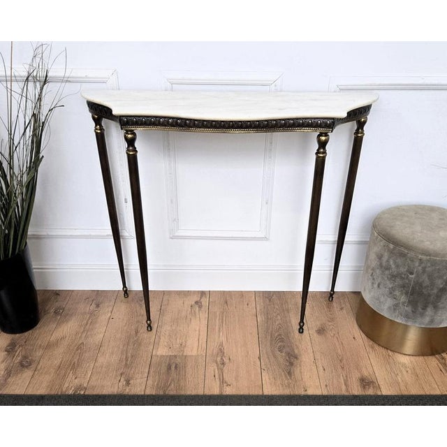White Mid-Century Modern Italian Brass Console Table with White Marble Top, 1950s For Sale - Image 8 of 10