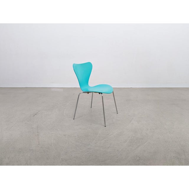 Series 7 Chair by Arne Jacobsen for Fritz Hansen For Sale - Image 5 of 16