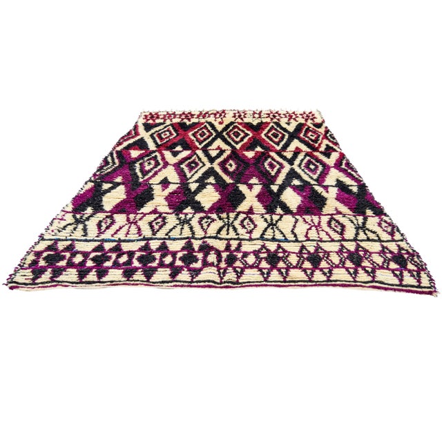Mid 20th Century Vintage Moroccan Rug - 7'9'' X 5' For Sale In New York - Image 6 of 13