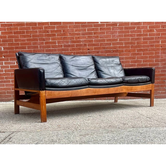 Mid-Century Modern 1960s 3-Seater Leather Sofa, Denmark For Sale - Image 3 of 12