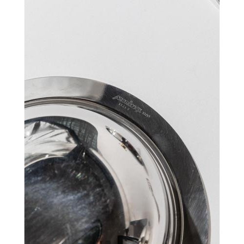 Gold Vintage Stainless Steel Salad Bowls with Lids, 1980s, Set of 2 For Sale - Image 8 of 11