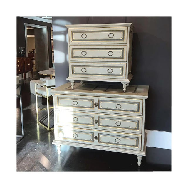 Antique White Pair of French Provincial Painted Nightstands For Sale - Image 8 of 8