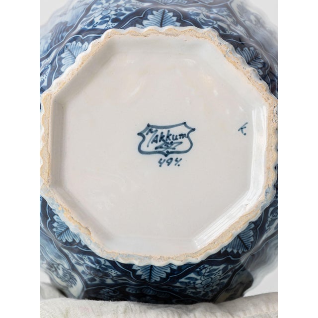 Vintage Delft Blue and White Chinoiserie Makkum Table Lamp, 1950s For Sale - Image 18 of 18