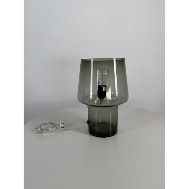 Mid-Century Modern Muuto Cosy in Grey Table Lamp in Glass from Harri Koskinen, 2000s For Sale - Image 3 of 7