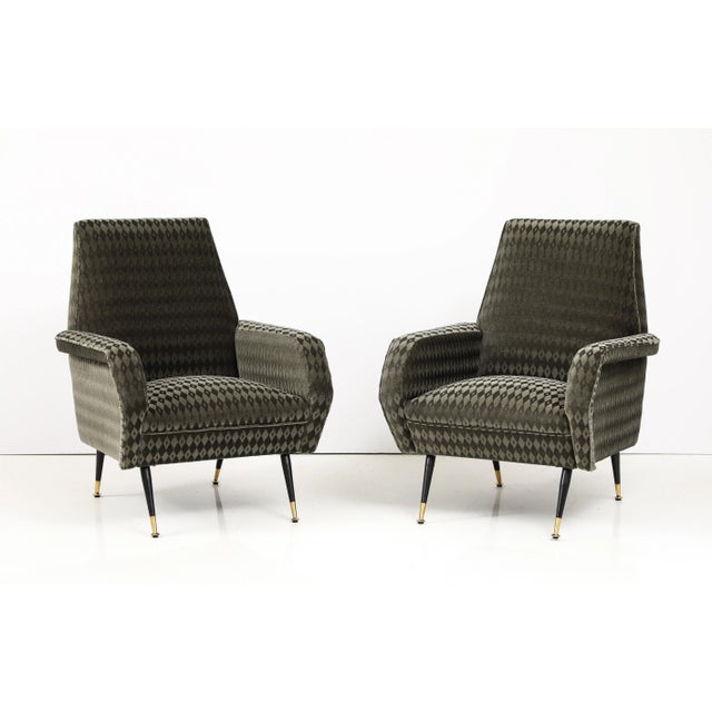 1950's Mid-Century Modern Italian Lounge Chairs With Donghia Mohair Upholstery - a Pair For Sale In New York - Image 6 of 11