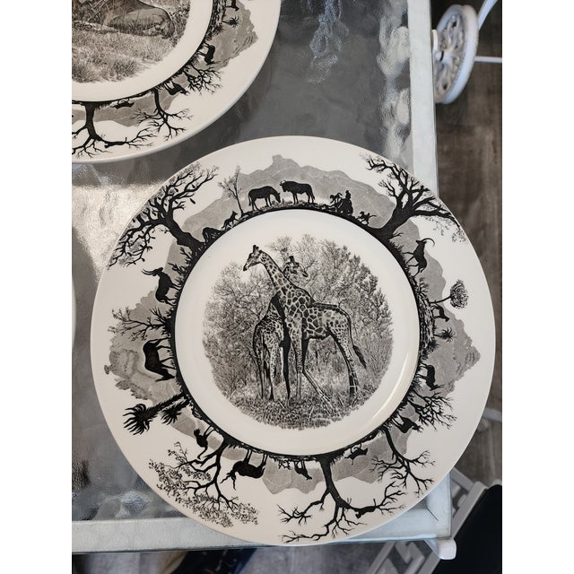 African Mid 20th Century Wedgwood Etruria Kruger National Park Jungle Animal Dinner Plates - Set of 5 For Sale - Image 3 of 12