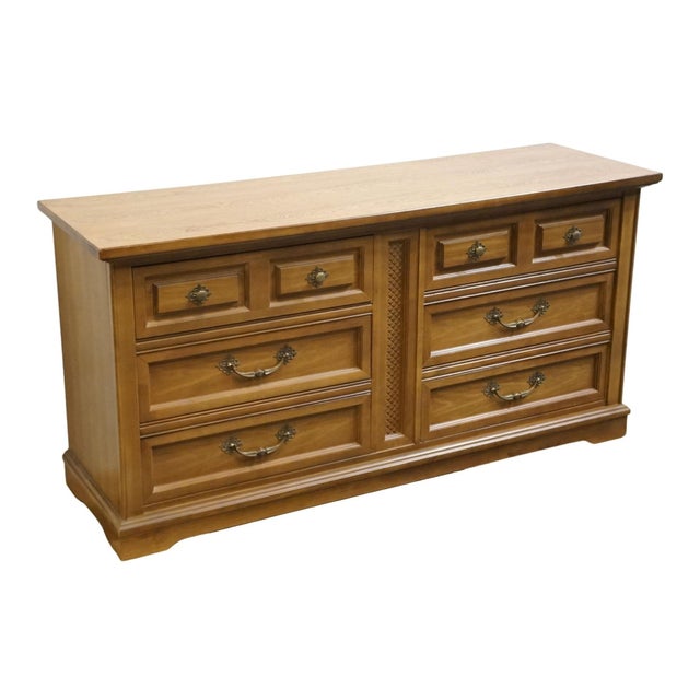 BASSETT FURNITURE Solid Pecan Italian Mediterranean Style 62" Double Dresser 290-28-217 31" High 62" Wide 19" Deep We...