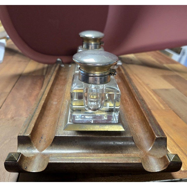 English Inkwell in Mahogany with Gilt Brass Trim, 1890s, Set of 2 For Sale - Image 3 of 8