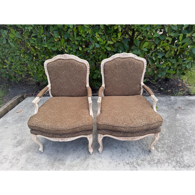 Fairfield Vintage Fairfield Louis XV Style Painted Bergere Lounge Chairs, Pair For Sale - Image 4 of 14