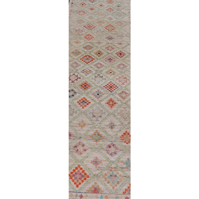 Modern Tulu in Wool With Sub-Geometric Diamond Design in Multicolor 2'8 X 9'8 For Sale - Image 4 of 11