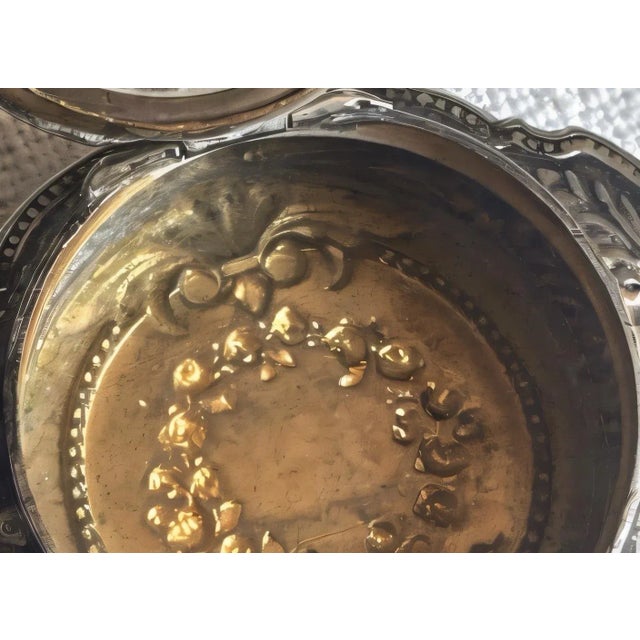 Rococo Antique French Rococo Locket Powder Box, Circa 1900 For Sale - Image 3 of 7