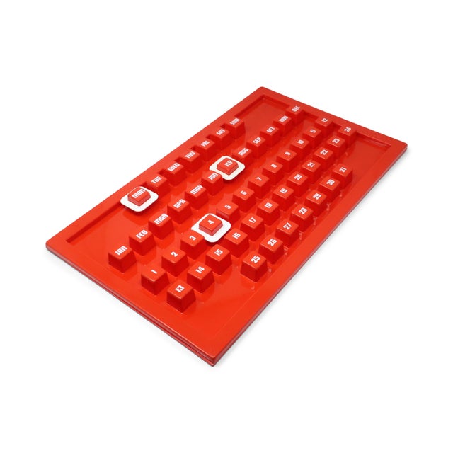 1970s 1970s Red Plastic Perpetual Calendar For Sale - Image 5 of 8