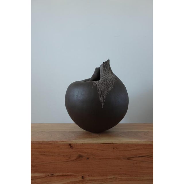 Not Yet Made - Made To Order Vestiges II Sculptural Ceramic Vase by Audrey Vo Van For Sale - Image 5 of 15